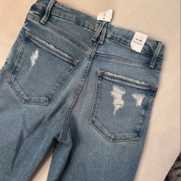 Good American Jeans - Picture 3 of 3